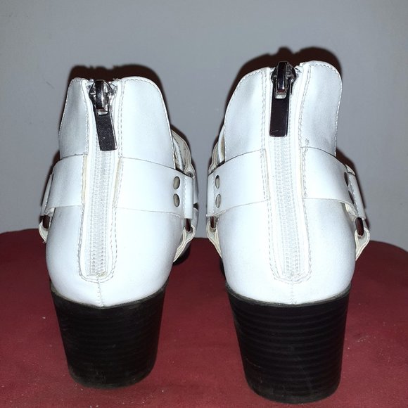 Forever 21 white leather ankle boots - Picture 11 of 13
